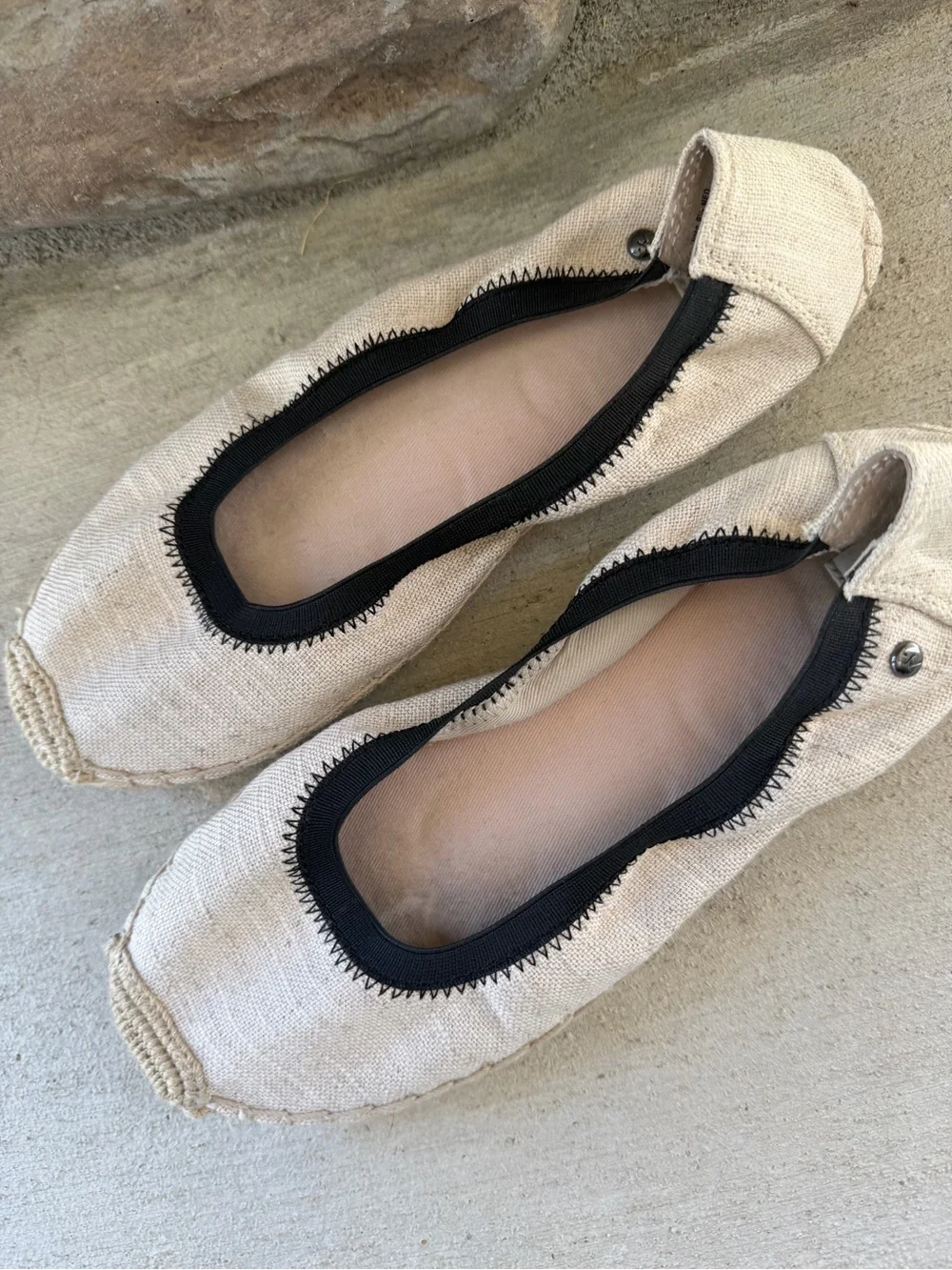 si || neutral canvas espadrille flats